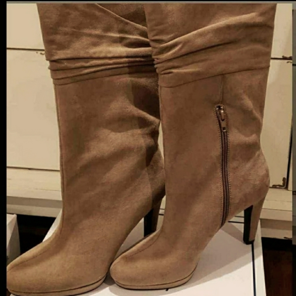 Brand new boots size 7